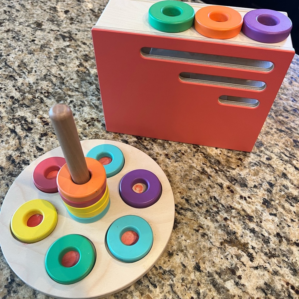 Lovevery Count & Slide Ring Chute and Stacking ring
